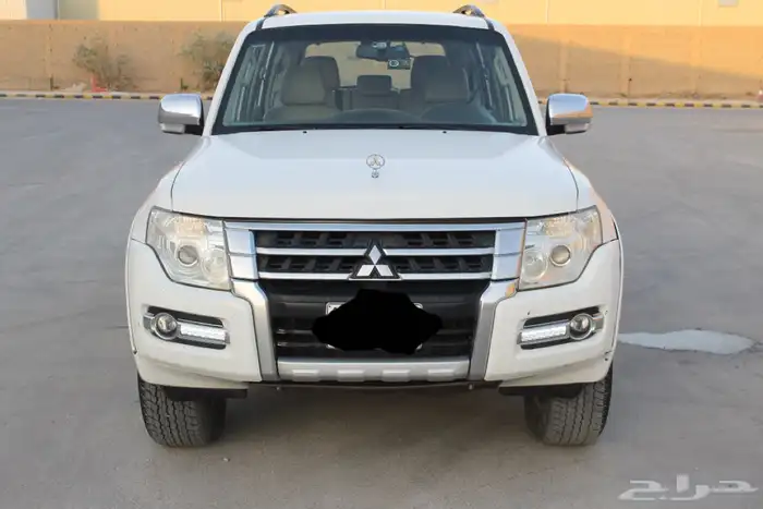 للبيع باجيرو ديزل شد بلد 2015 3