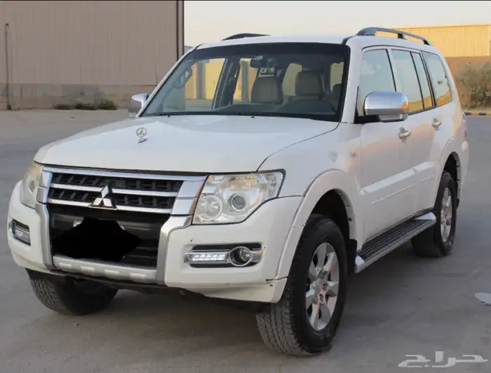 للبيع باجيرو ديزل شد بلد 2015 1