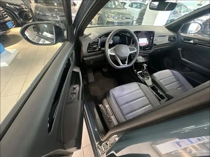 تي روك volkswagen T-ROC 2024 black style 8