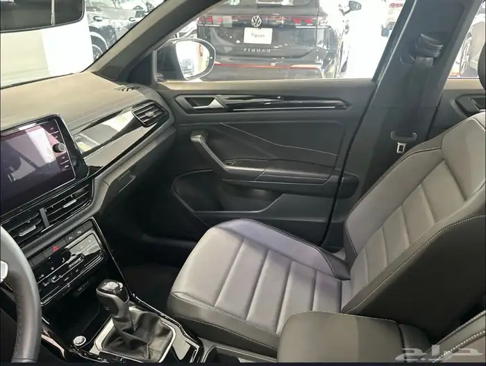 تي روك volkswagen T-ROC 2024 black style 10