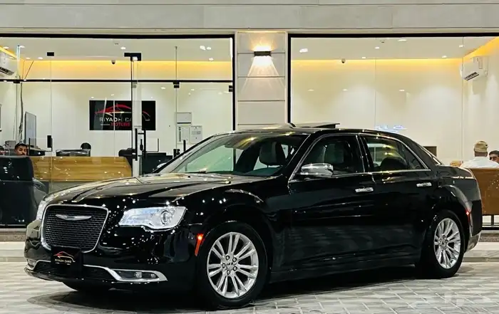 كرايزلر 2015 V6 فل الفل ( بحالة ممتازة ) 1