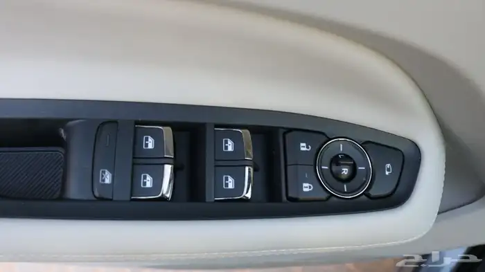 فورد تيريتوري تيتانيوم بلس موديل 2025 4