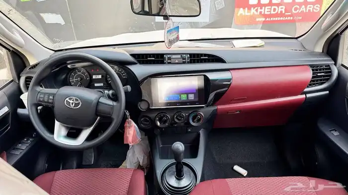 تويوتا هايلوكس GL2 ديزل دبل 2025 لدى شركة عبدالمجيد الخضر 7