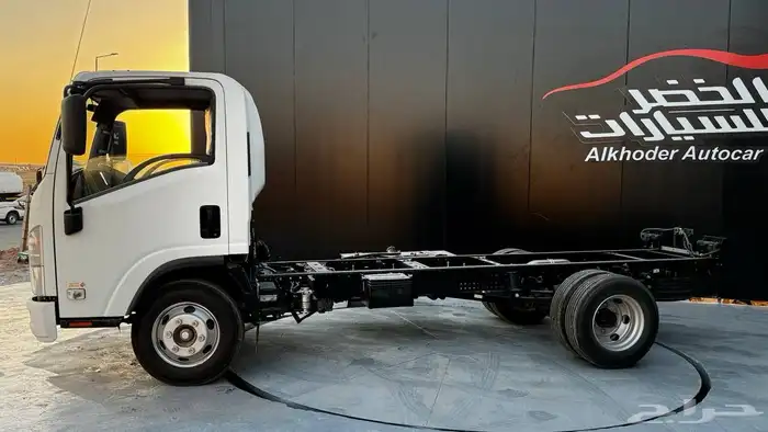 ايسوزو دينا 4 طن 2024 لدى شركة عبدالمجيد الخضر 2