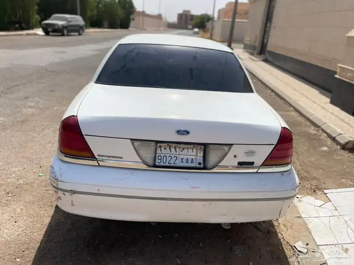 فورد فكتوريا 2