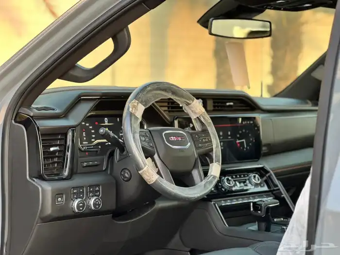 جي ام سي سييرا 2025 AT4 شبه جديد 17