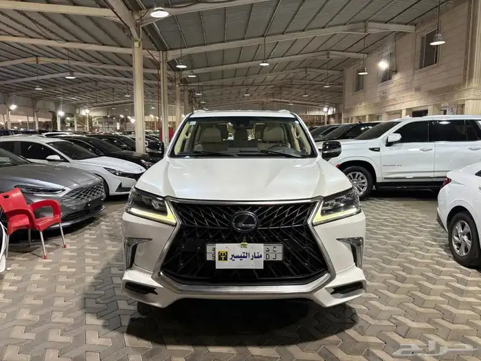 لكزس LX570 2020 2