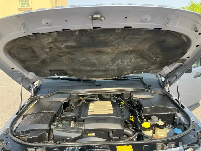 LR3 HSE V8 للبيع 16