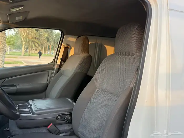 نيسان أورفان بضاعه 2020 بنزين 19