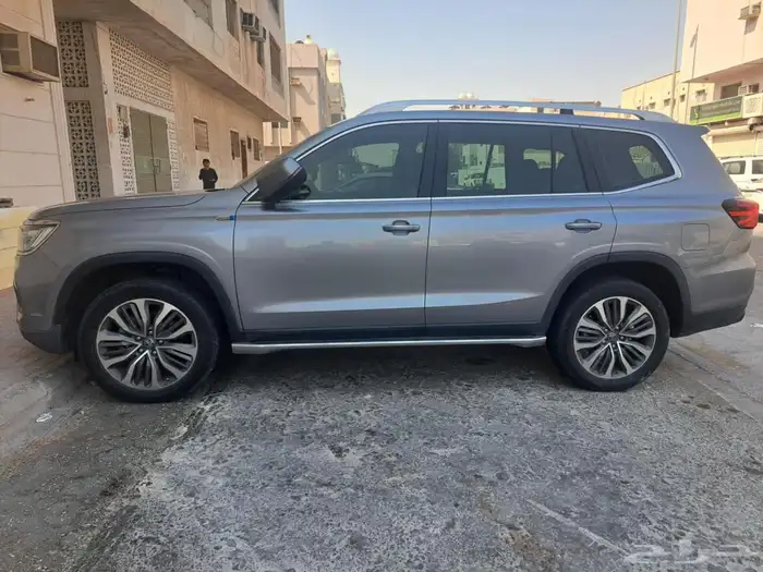 للبيع بالتنازل   MG RX8 موديل 2023 3