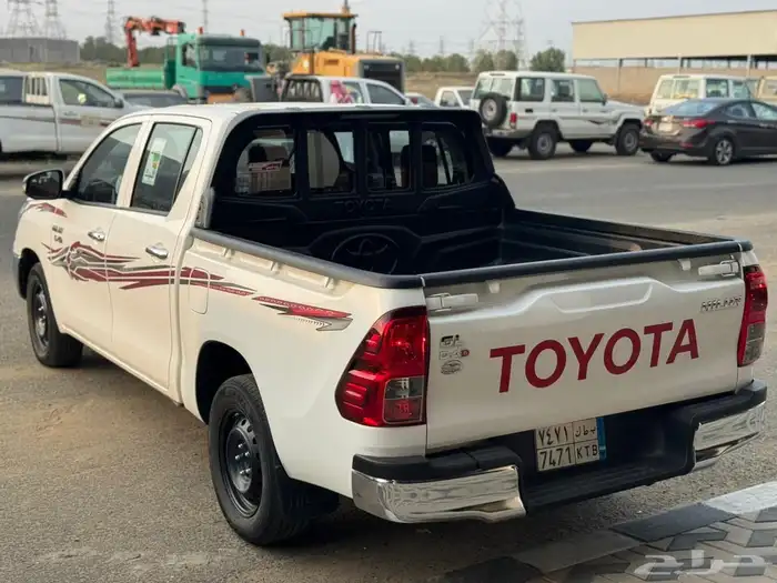 هايلكس 2024 ديزل ماشي 26 الف ع الشرط 3