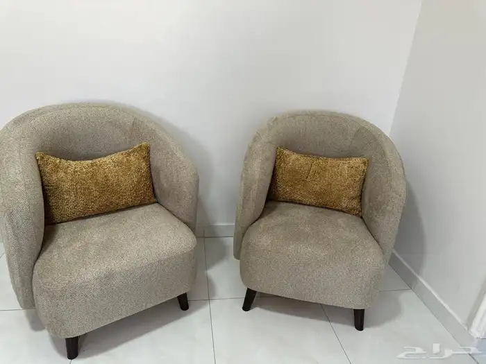 عدد اثنان كراسي جديد للبيع 2