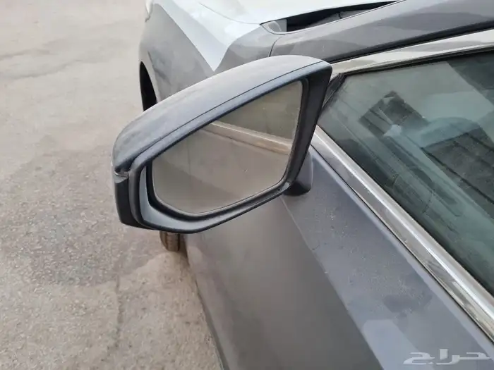 لكزس ES 300h هايبرد 10