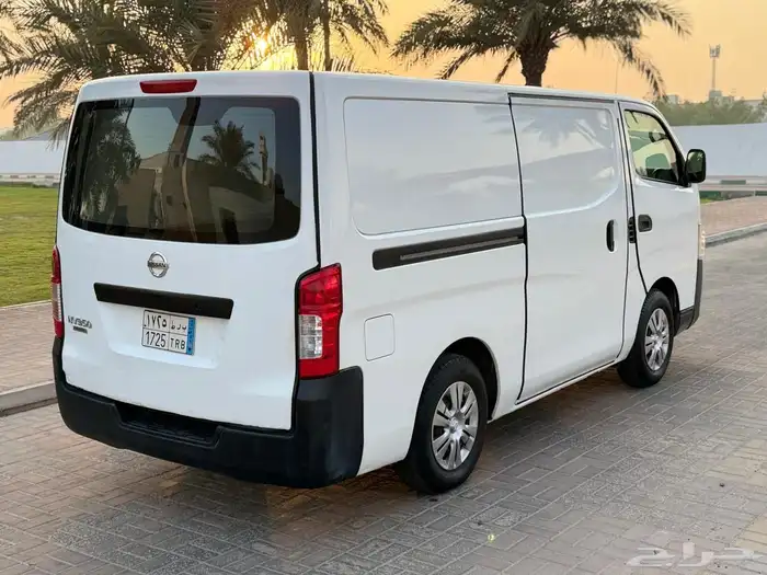 نيسان أورفان بضاعه 2020 بنزين 6