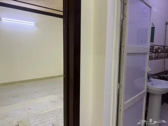 شقة للإيجار حي الجنادريه 5