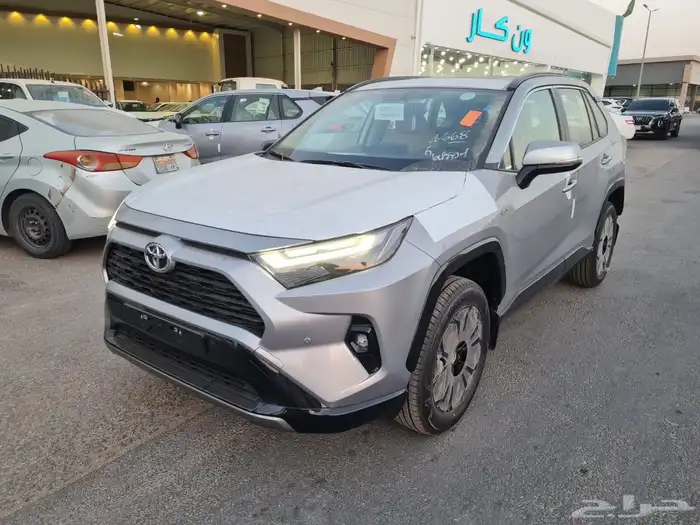 تويوتا راف 4 XLE نص فل هايبرد 2025 0