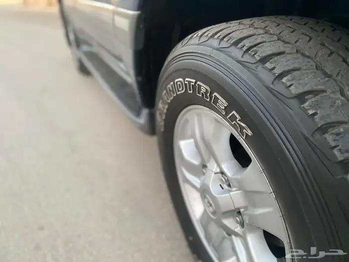 جيب لاندكروزر 2006 16