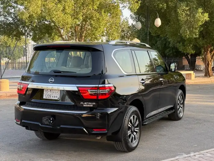 نيسان باترول موديل 2023 18