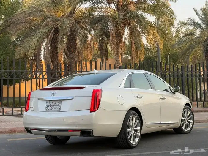 كاديلاك XT5 موديل 2014 22