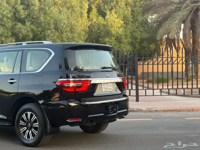 نيسان باترول موديل 2023 64