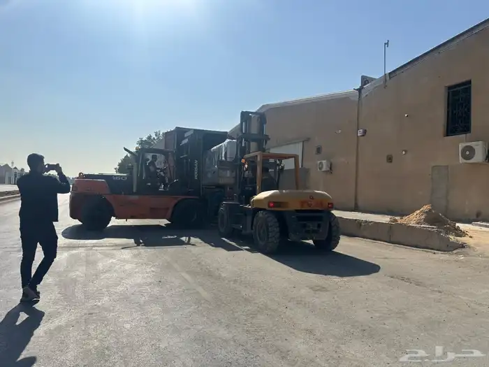 ايجار رافعات شوكيه كرينات مان لفت سيزر لفت معدات ثقيله 10