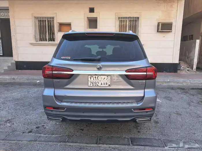 للبيع بالتنازل   MG RX8 موديل 2023 2