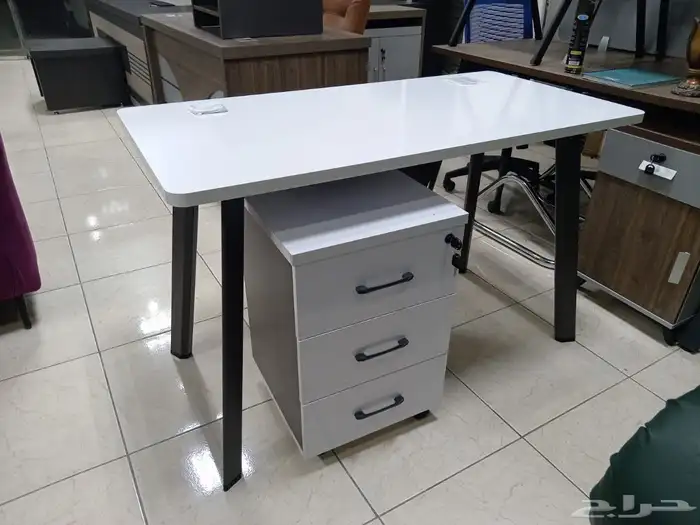 مكاتب دولاب خشب دولاب حديد. 16