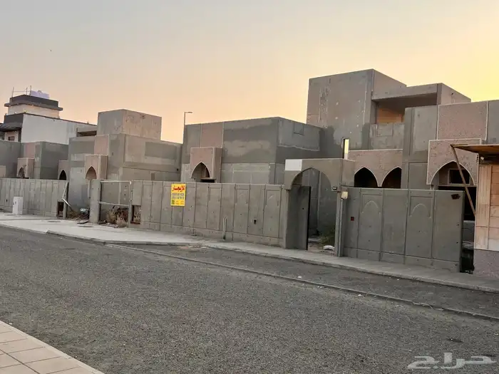 للايجار فيلا بمخطط الاسكان رقم الفيلا 1509على شارعين 2