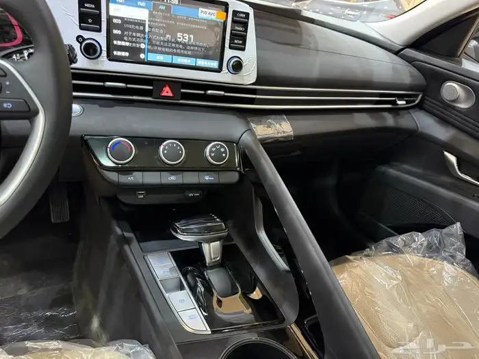 هونداي كومفورت إلنترا-2025 23