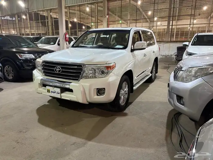 تويوتا لاندكروزر 2014 2