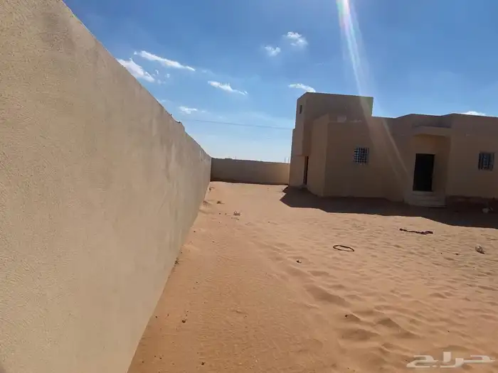 دور ارضي بناء شخصي. حي الجامعه 2