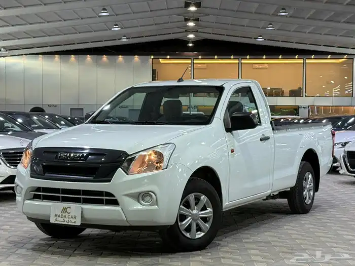 ايسوزو - ديماكس - 2025 - ديزل - ممشى قليل ( بحالة الوكاله ) 0