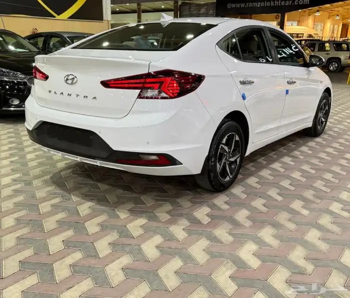 هونداي النترا موديل 2020 على الشرط 3