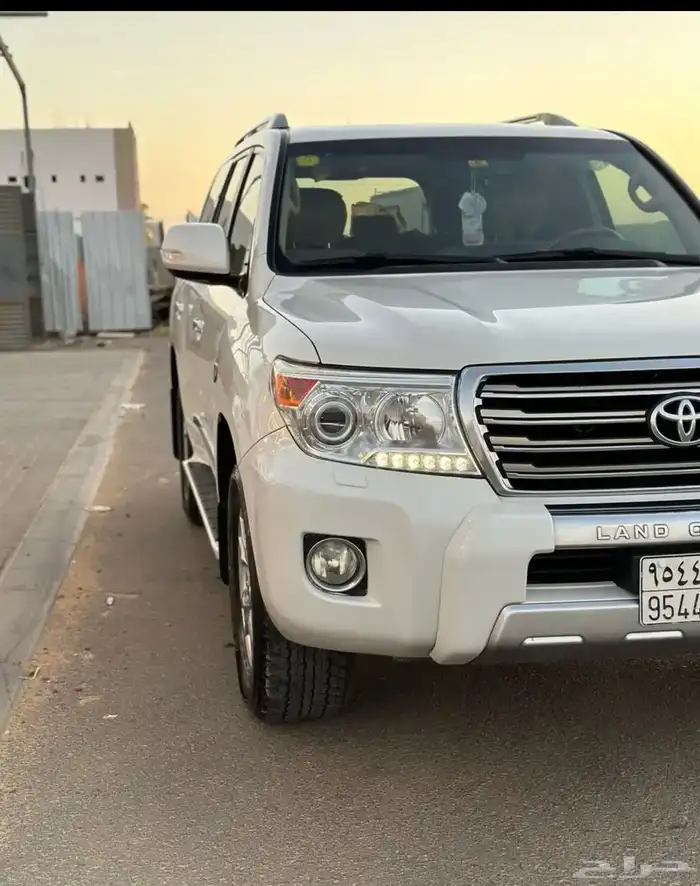 جيب لاندكلوزر 4