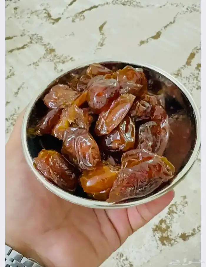 تمر خلاص عضوي من المزرعه(تم البيع) 2