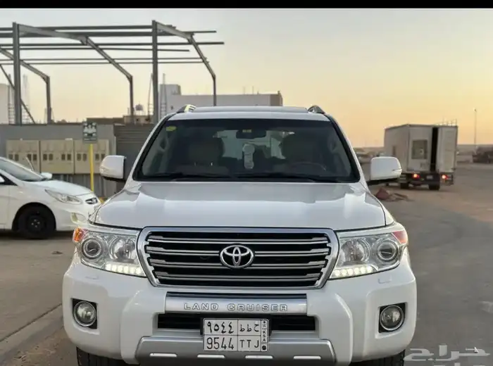 جيب لاندكلوزر 7