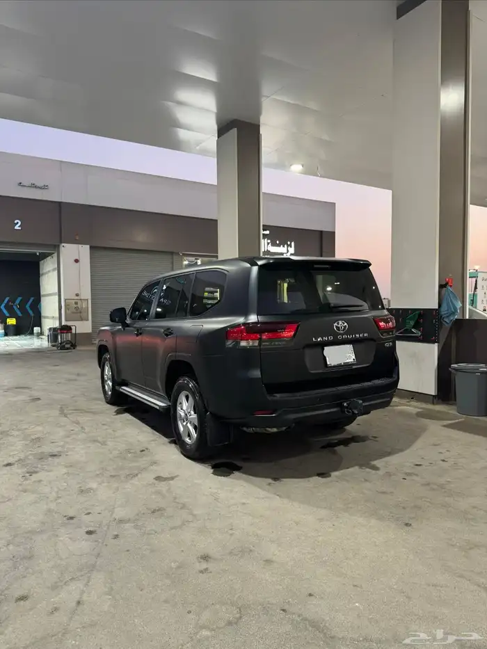 لاند كروزر 2024 تنفس طبيعي وارد وليد للسيارات مخزن 2