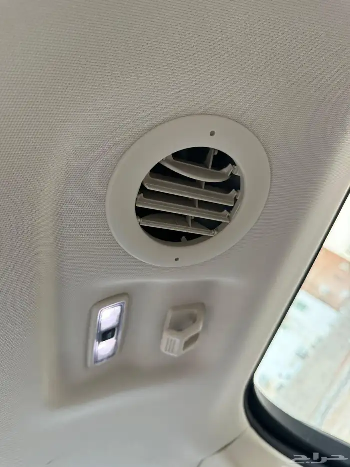 للبيع فورد اكسبلور 2022 دبل بحالة الوكالة 8