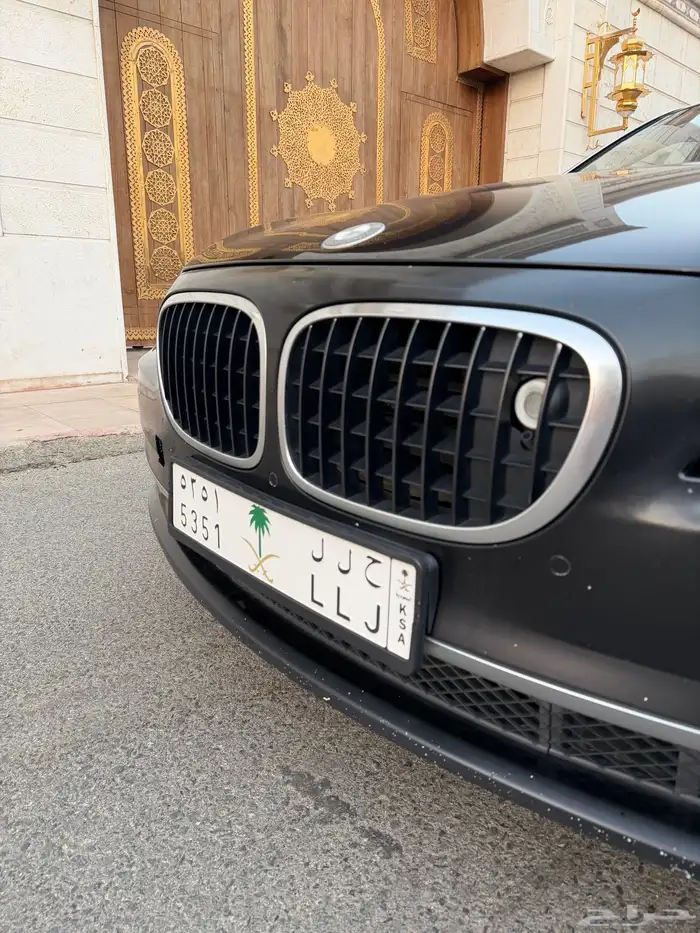 بي ام دبيلو 2009 ( مخزن ) اقبل البدل المناسب 5