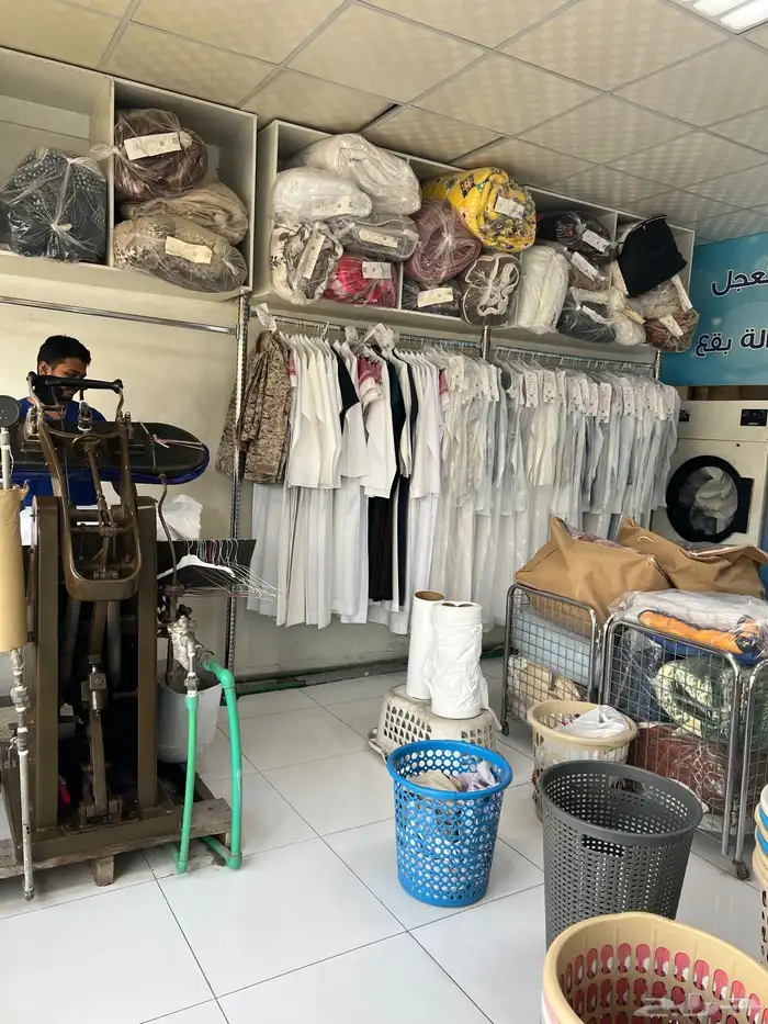 مغسلة ملابس في موقع مميز للبيع 2