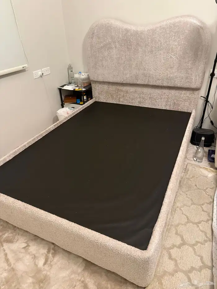 دولاب وسرير وتسريحة 0