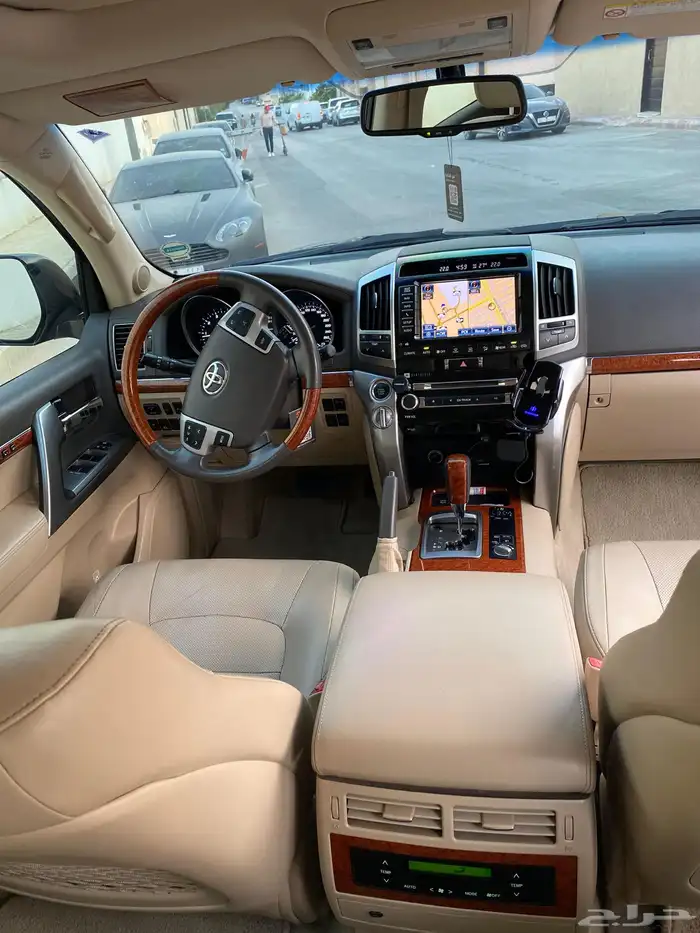 2013 VXR 5.7 Black 30