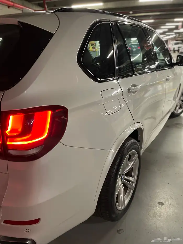 2015 بي ام دبليو X5 نظيفة جدا 4