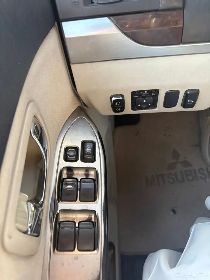 باجيرو 2016 للبيع 13