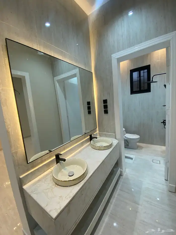 للبيع شقة دور ثاني مع سطح 6غرف ف درة الموسى 500 الف 8