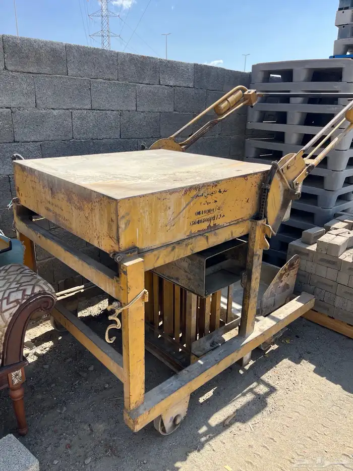 معدات مصنع طوب وداموك زراعه وخلاطه وقلاب داينه 14