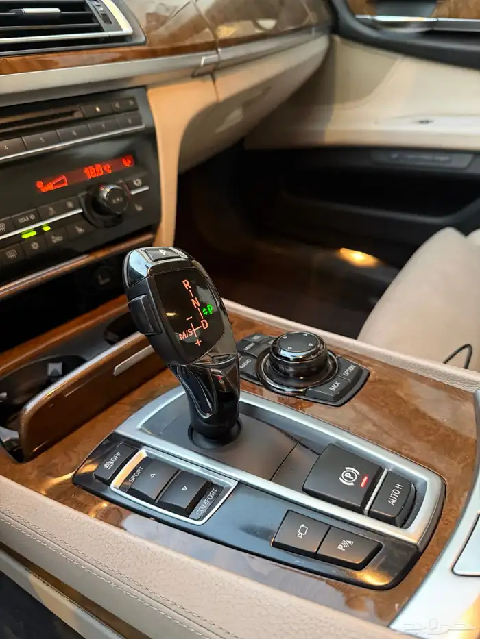 بي ام دبيلو 2009 ( مخزن ) اقبل البدل المناسب 96