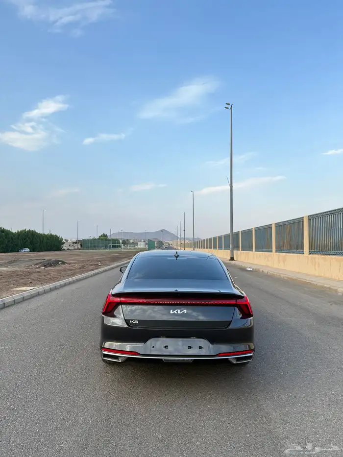 كيا K8 2022 بحالة الوكاله 7