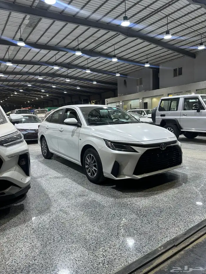 تويوتا يارس Y استاندر 4 سلندر موديل 2026 جميع الالوان 0