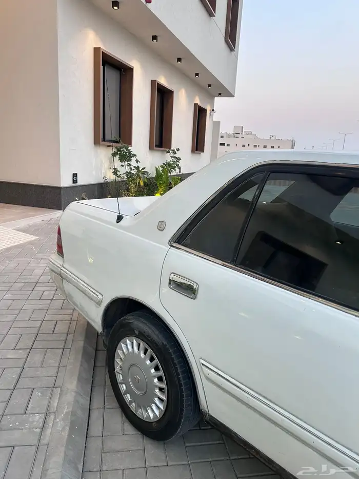تويوتا كراون 1998 التاج للبدل او البيع 6